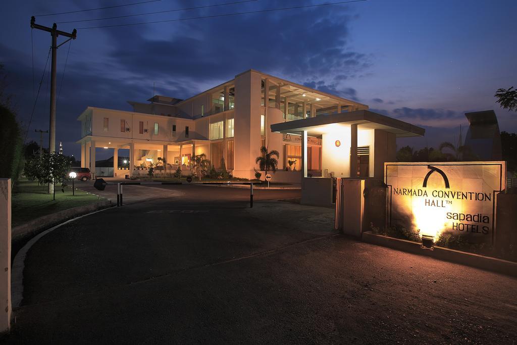 Hotel Narmada Convention Hall Mataram Exterior foto