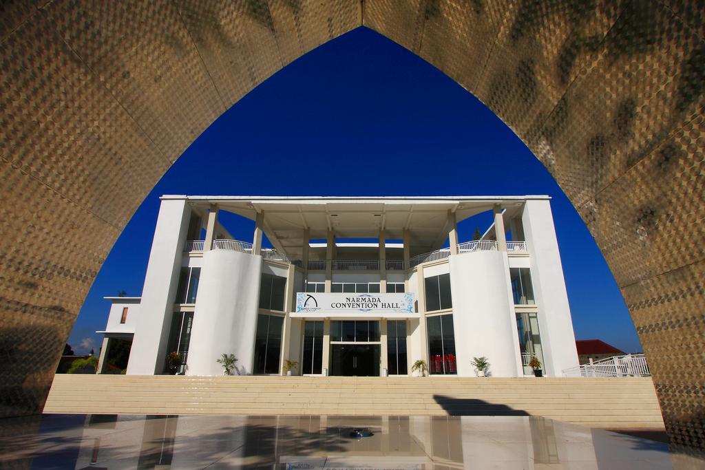 Hotel Narmada Convention Hall Mataram Exterior foto